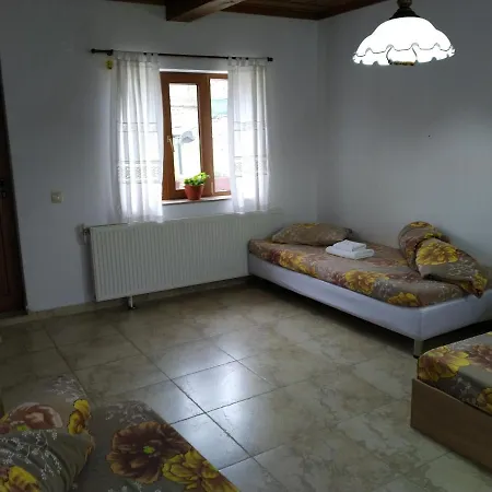 Villa дидовата къща Didovata Kashta Lesichevo